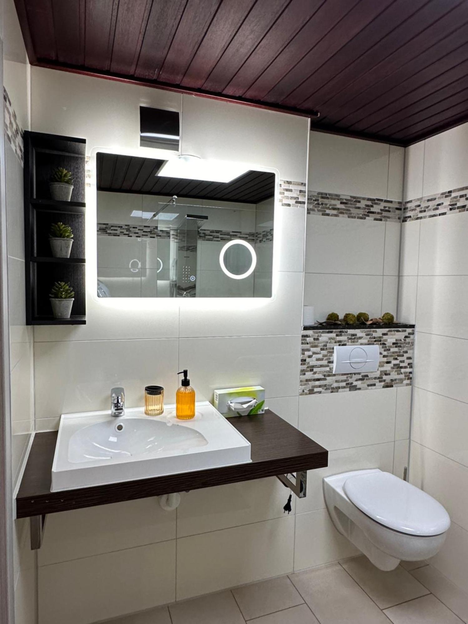 Rheinblick Appartements レマーゲン エクステリア 写真